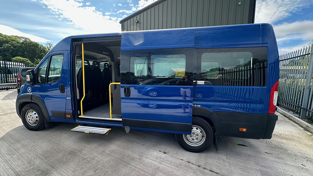 MBL Clipper Blue 12