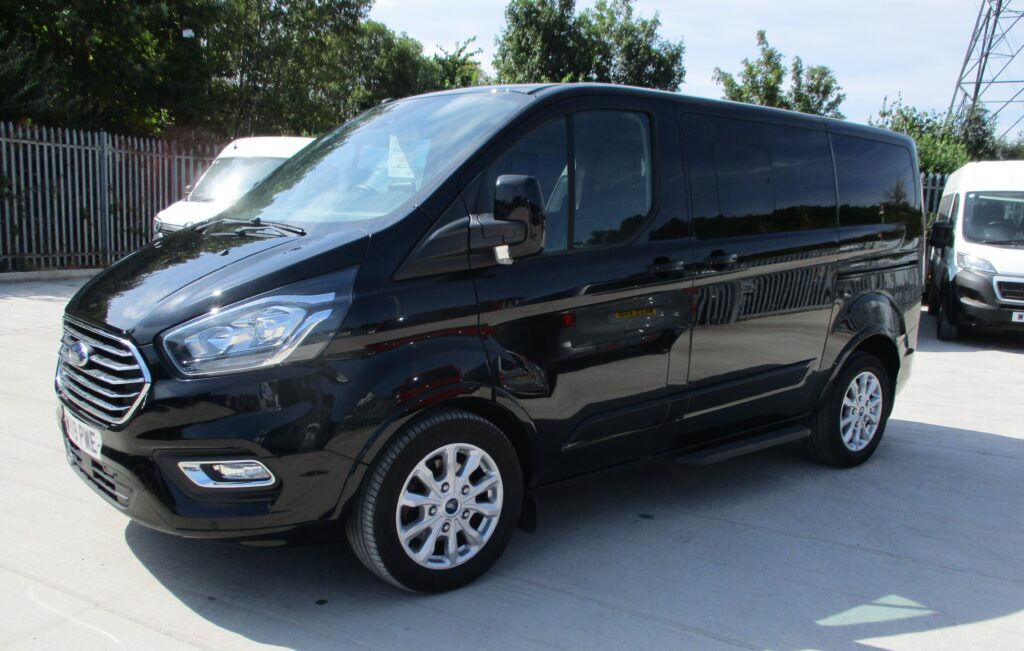 Ford Tourneo Custom 310L1 2.0TDCI 130PS Titanium J46856